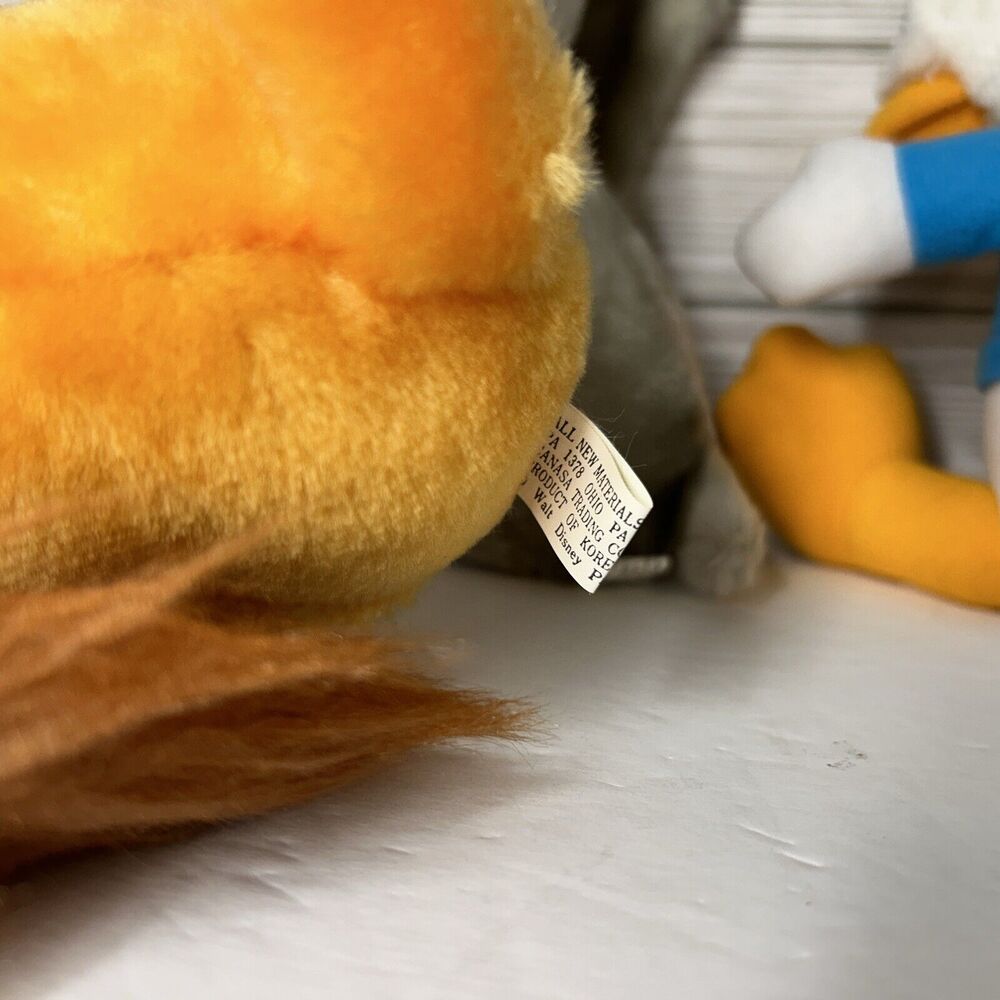 Vintage Walt Disney Plush Lady, Dumbo, Pinocchio, Bambi, Donald Duck from 1985 - Picture 15 of 16